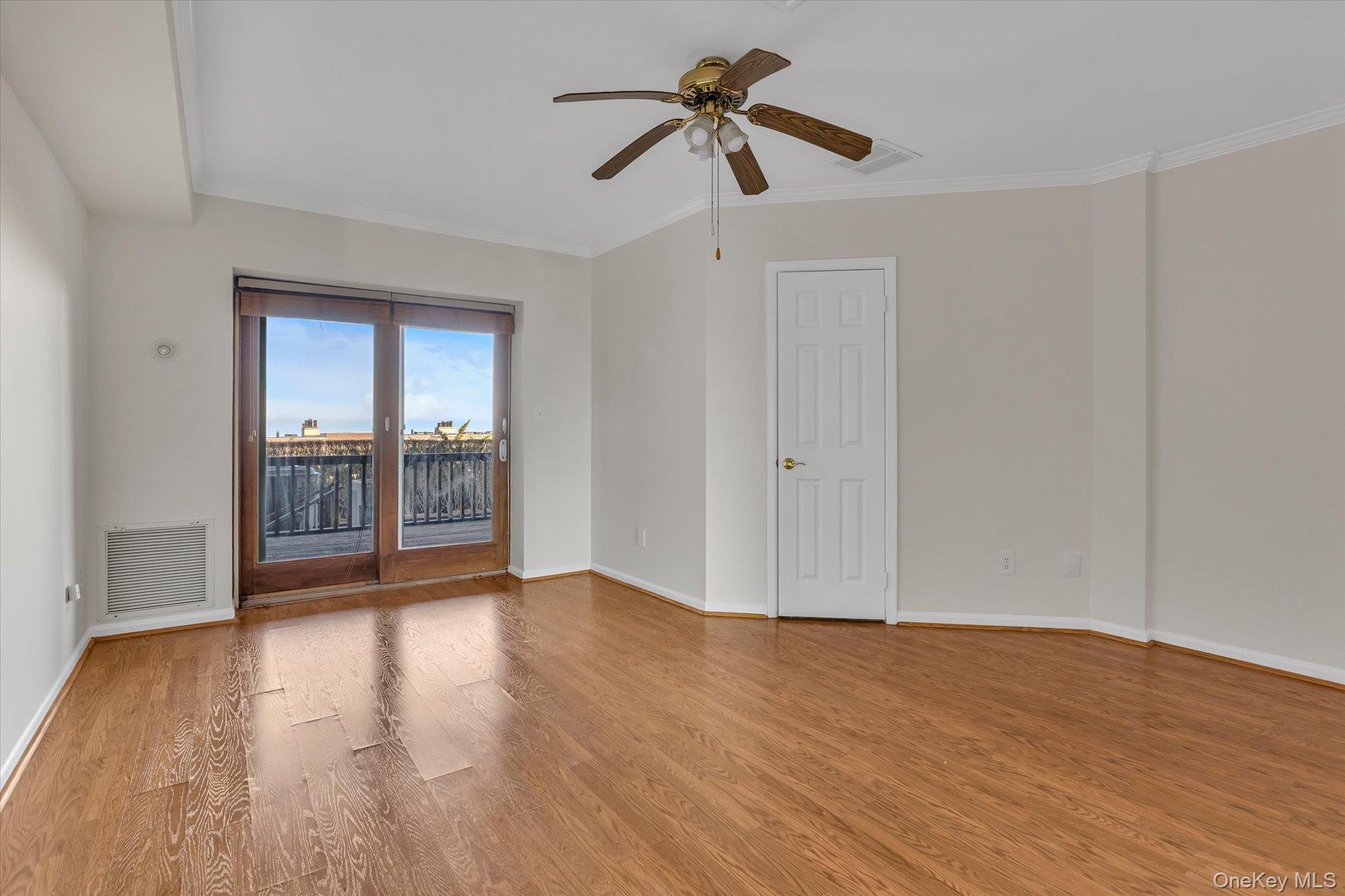 #11 photo, 207 Fox Hill Drive, Baiting Hollow , NY 11933