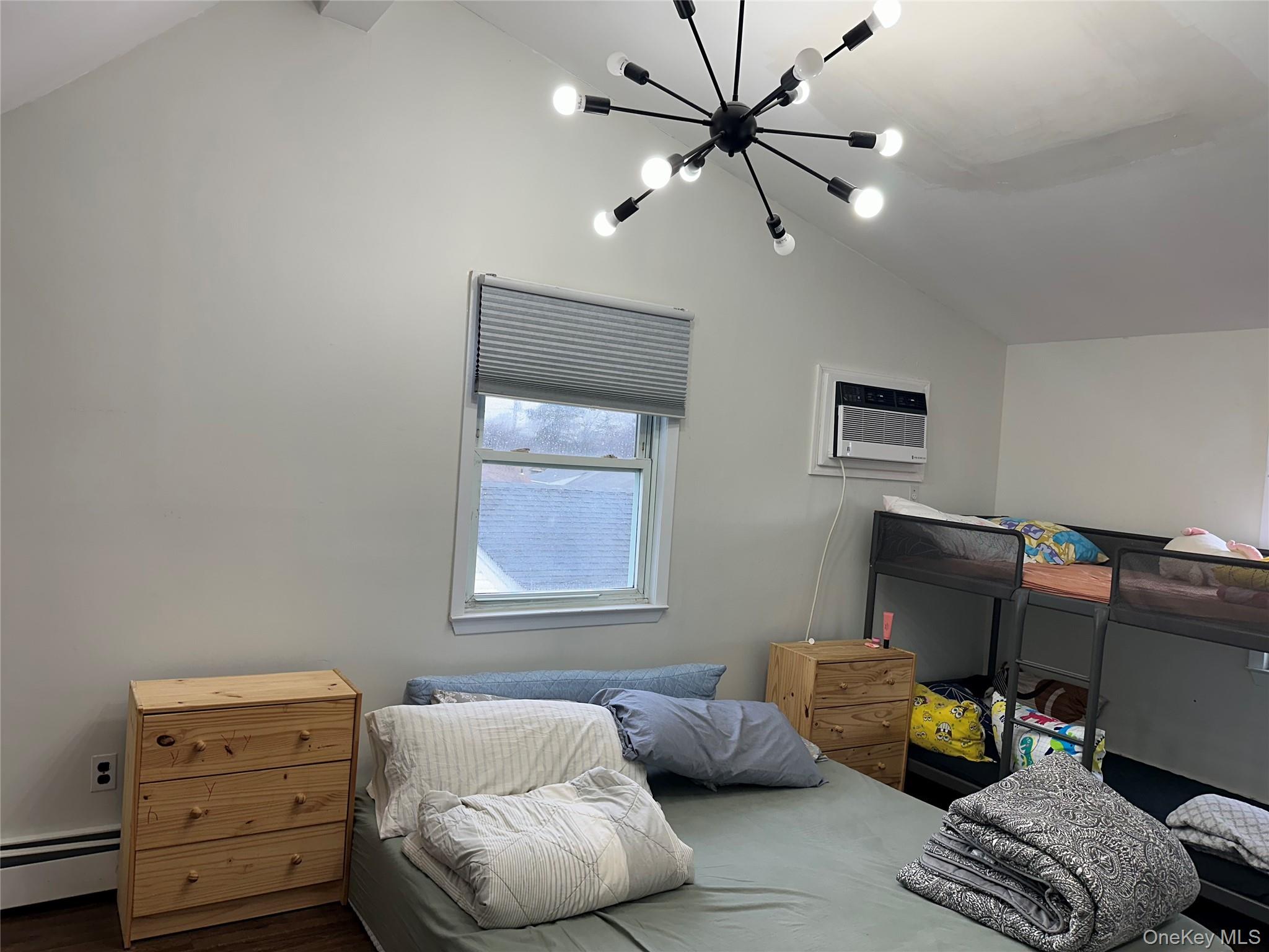 #2 photo, 15 N Brook Drive, מחוז נסאו Valley Stream , NY 11581