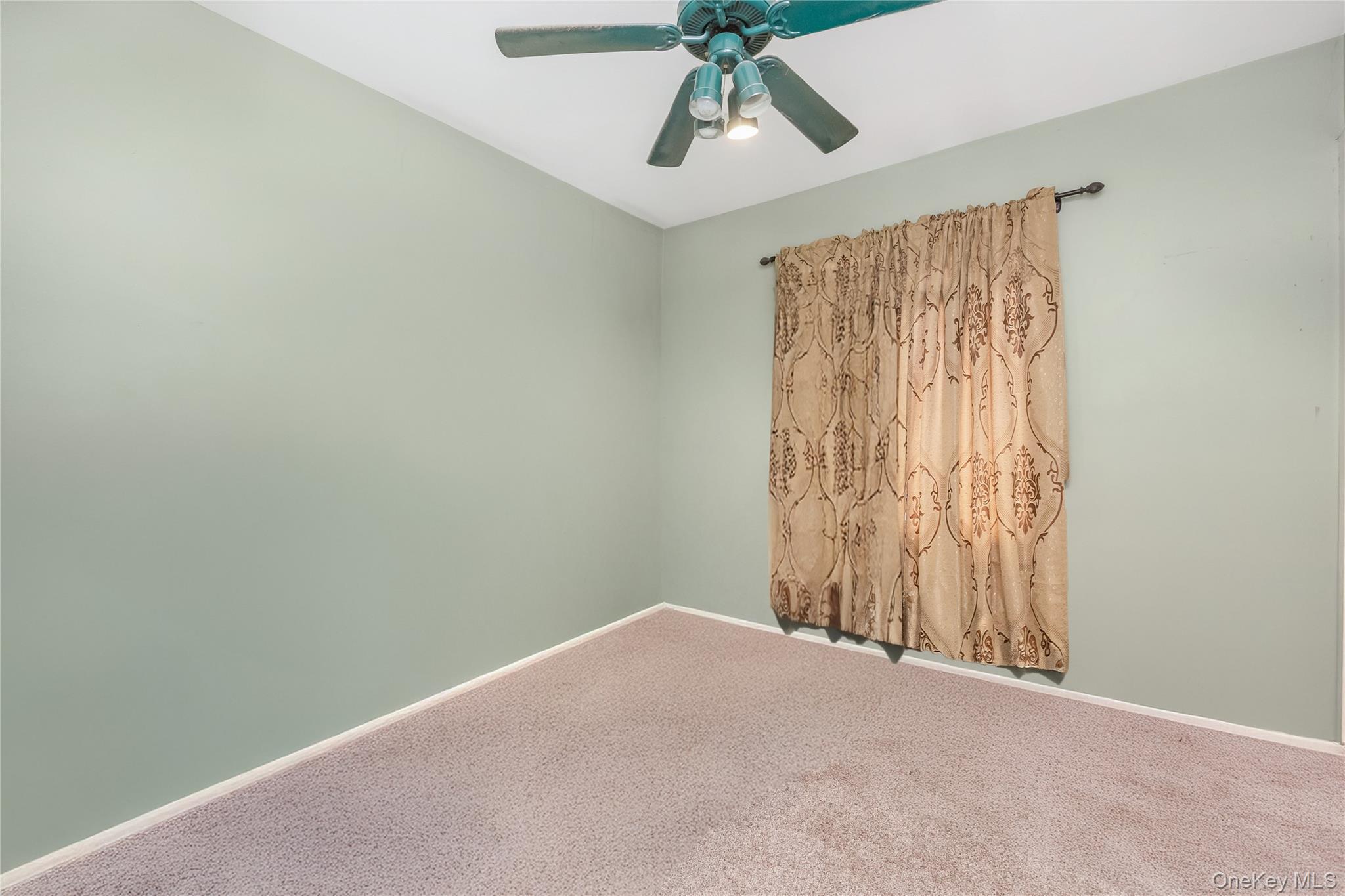 #14 photo, 22 3rd Street, Ronkonkoma , NY 11779