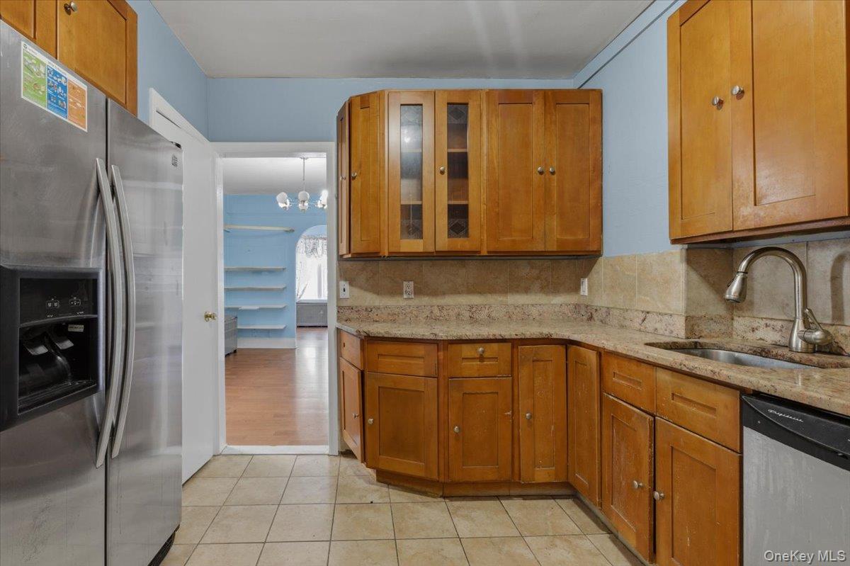 #7 photo, 89-23 Vanderveer Street, Queens Village , NY 11427