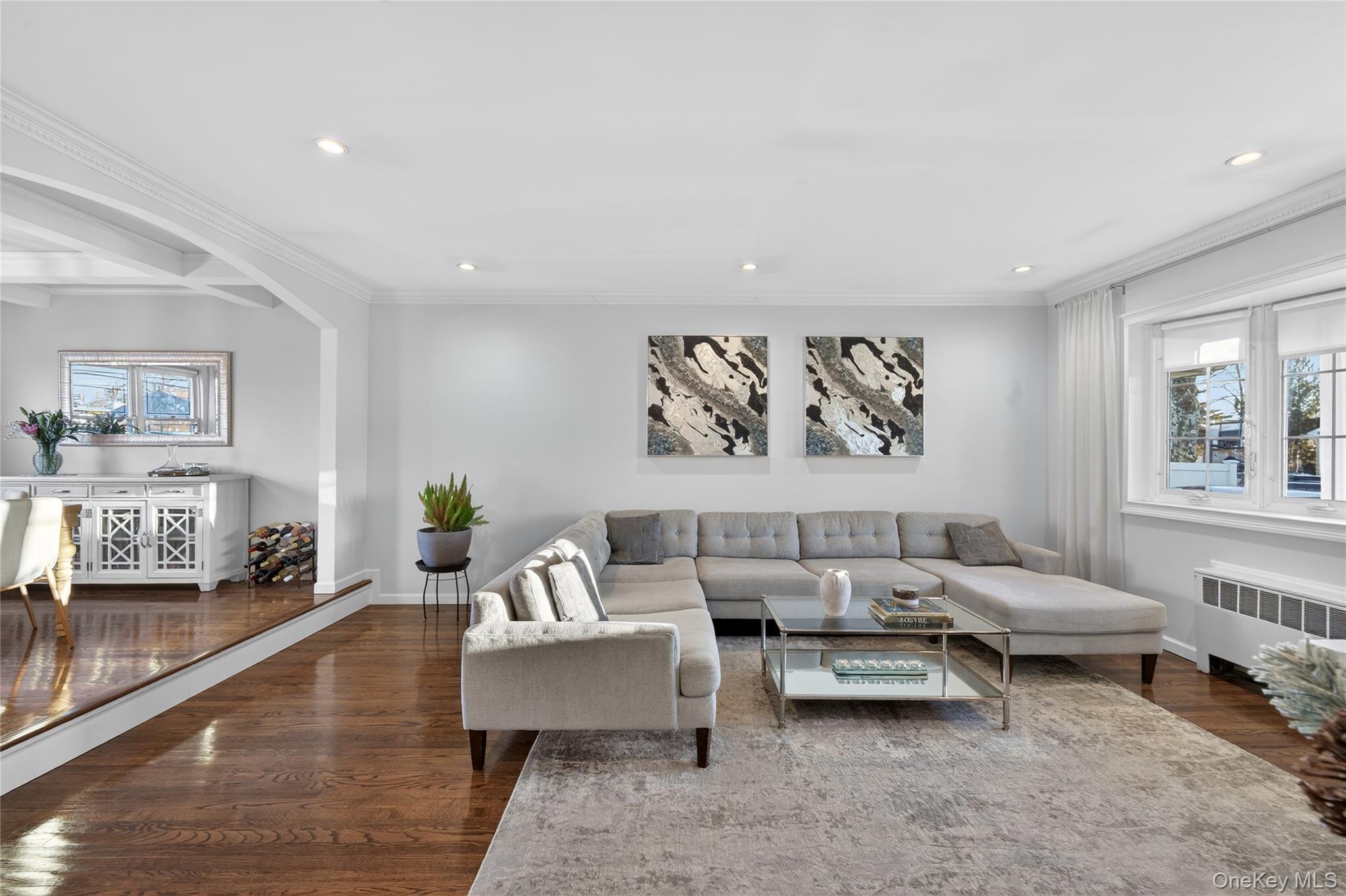 #6 photo, 661 Garner Place, East Meadow , NY 11554