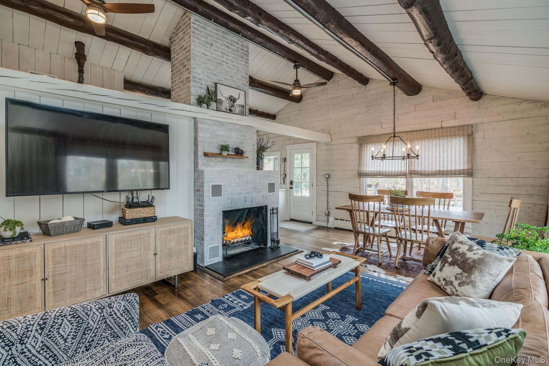 #5 photo, 24 Forrest Drive, سوفولك Lloyd Harbor , NY 11743