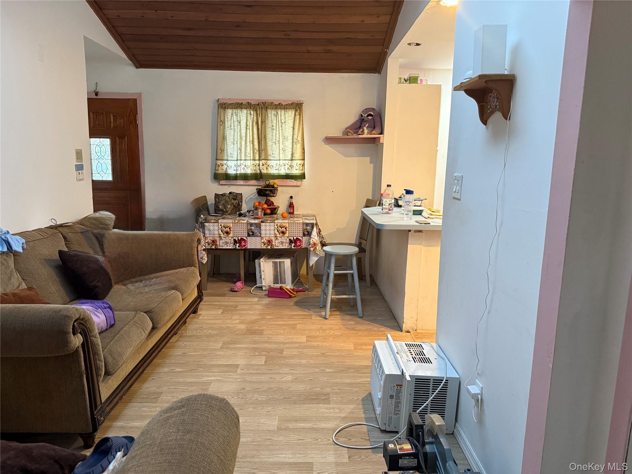 #3 photo, 238 Wiley Street, سوفولك Brentwood , NY 11717