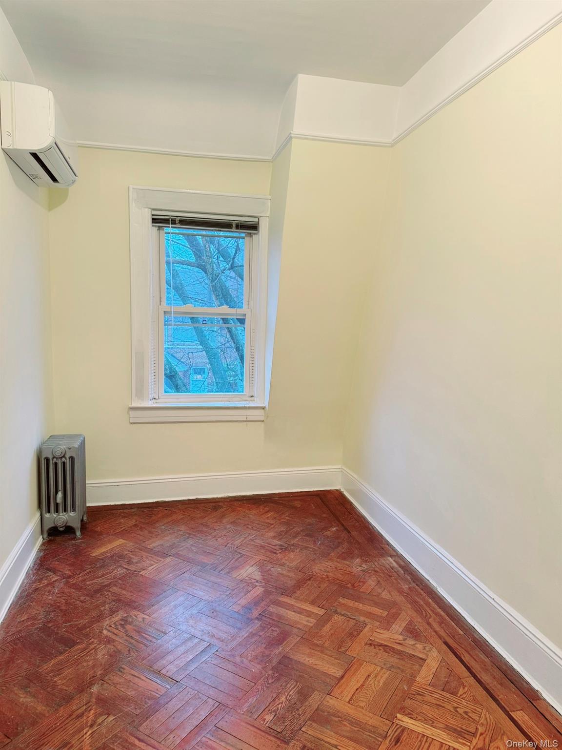 #11 photo, 68-11 Dartmouth Street, Куинс ‖ Forest Hills , NY 11375