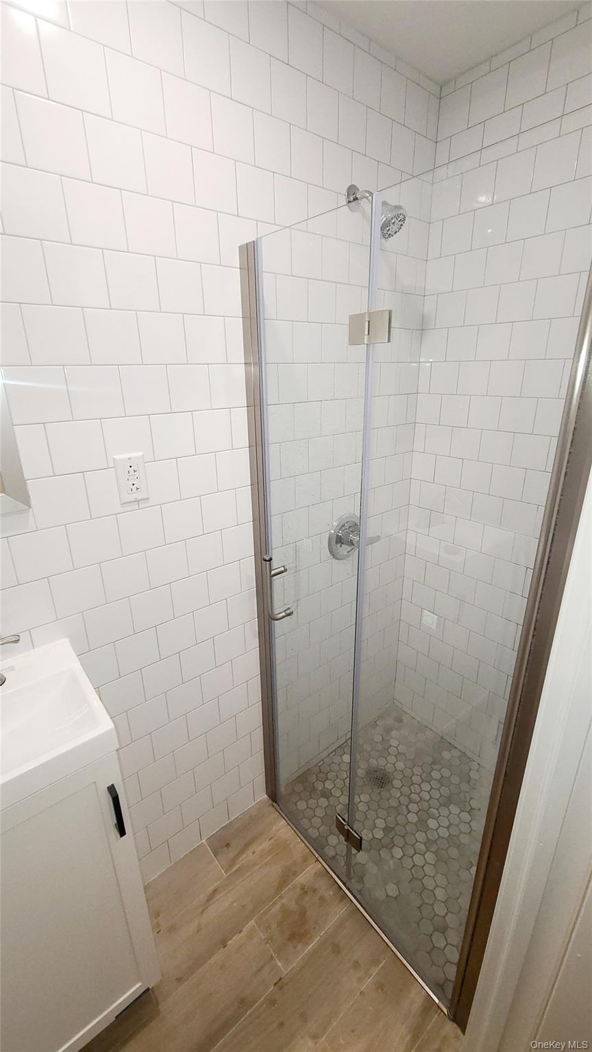 #16 photo, 68-11 Dartmouth Street, Куинс ‖ Forest Hills , NY 11375