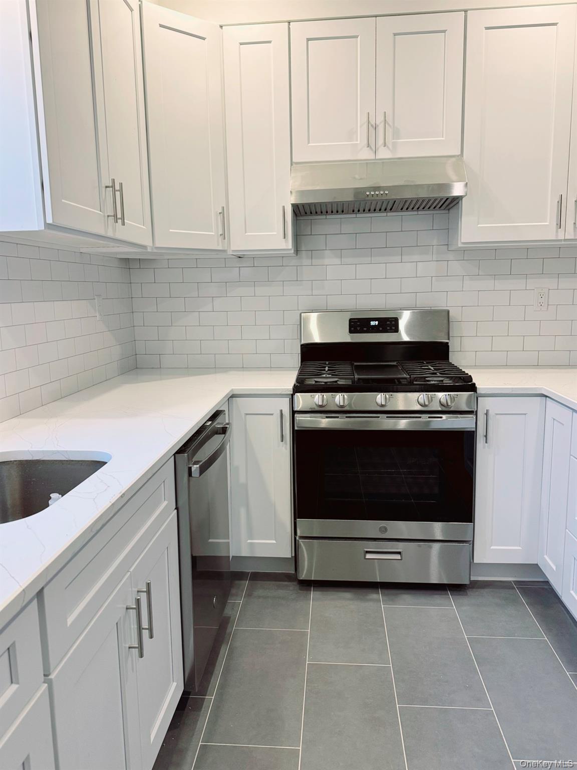 #5 photo, 68-11 Dartmouth Street, Куинс ‖ Forest Hills , NY 11375