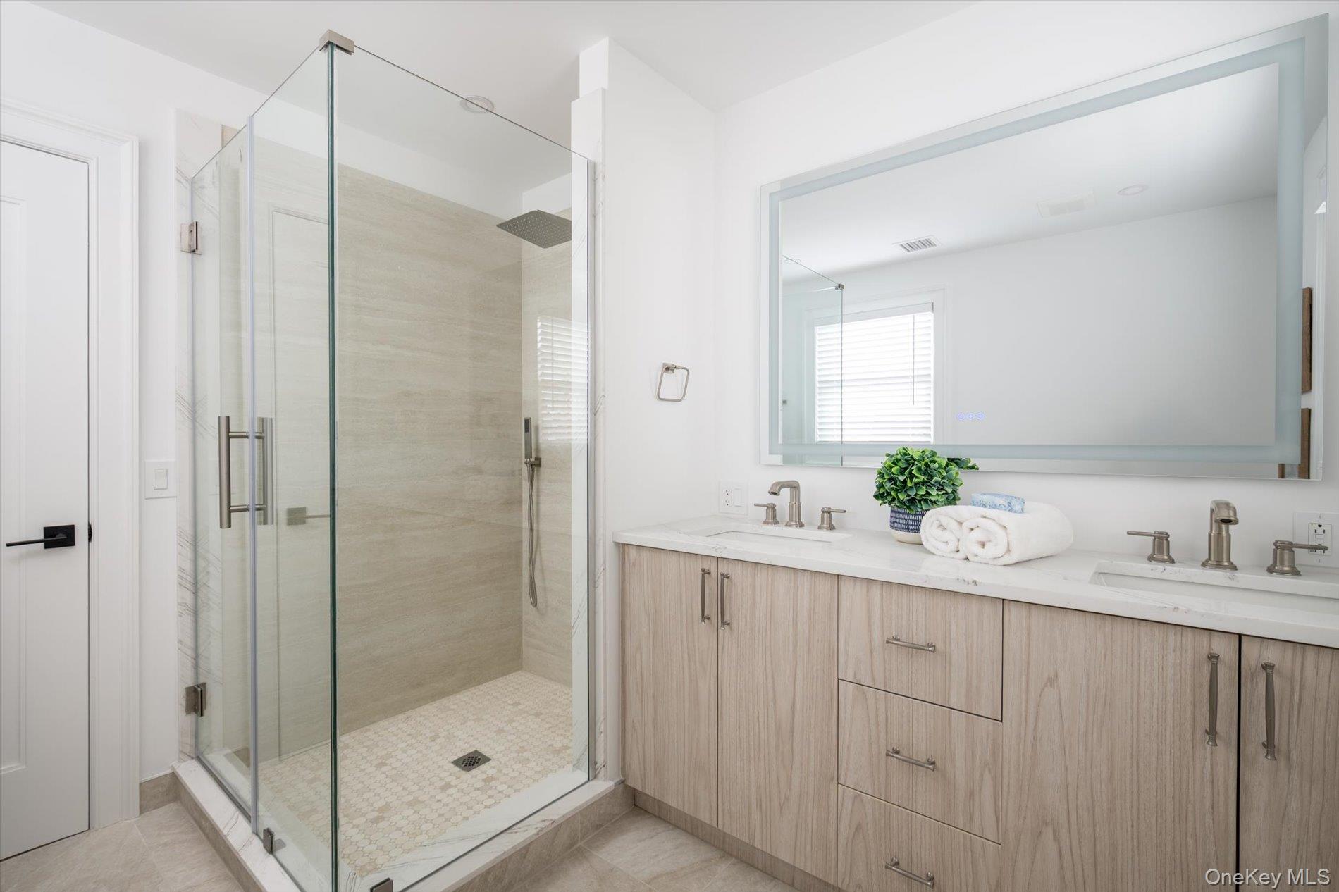 #18 photo, 73 Stratford Road, 롱 아일랜드 West Hempstead , NY 11552