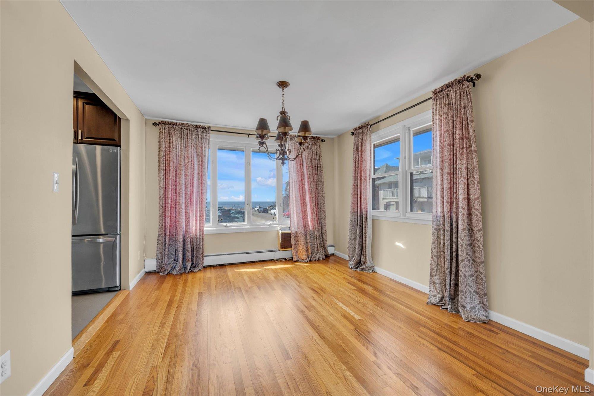 #5 photo, 4400 Atlantic Avenue, Brooklyn , NY 11224