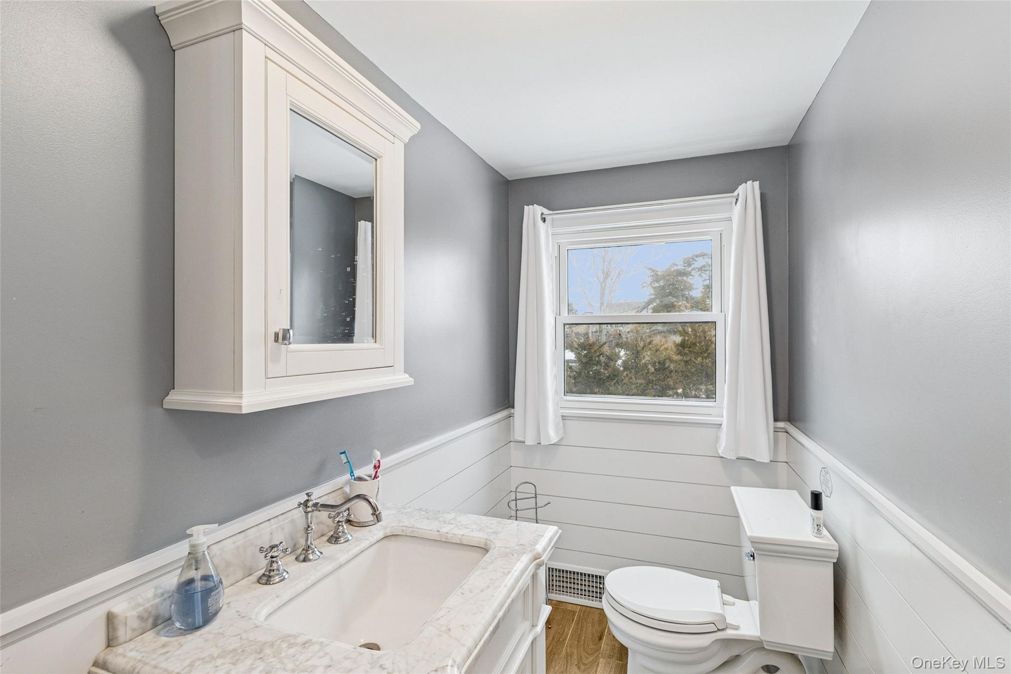 #18 photo, 80 Louse  Point, East Hampton , NY 11937