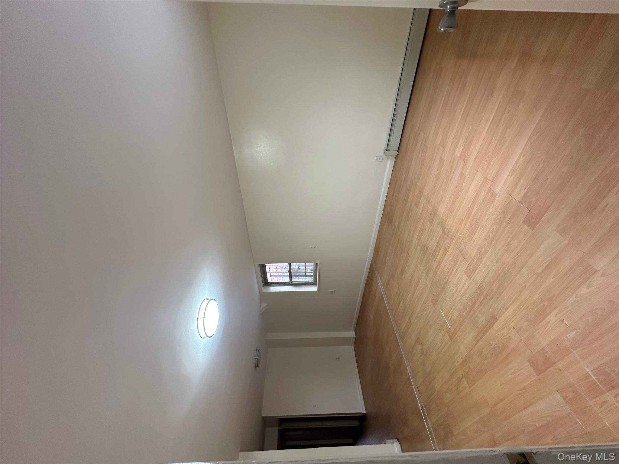 #18 photo, 150-21 61 Road, 皇后區 Kew Garden Hills , NY 11367