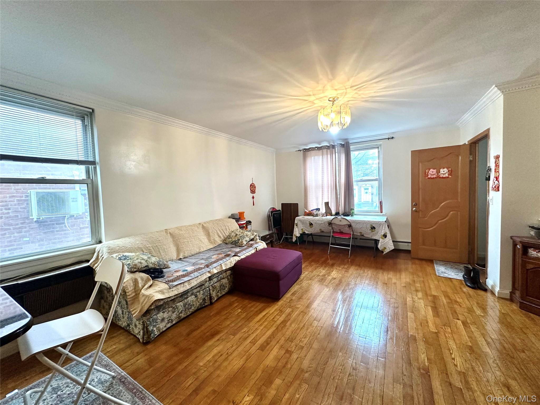 #2 photo, 150-21 61 Road, 皇后區 Kew Garden Hills , NY 11367