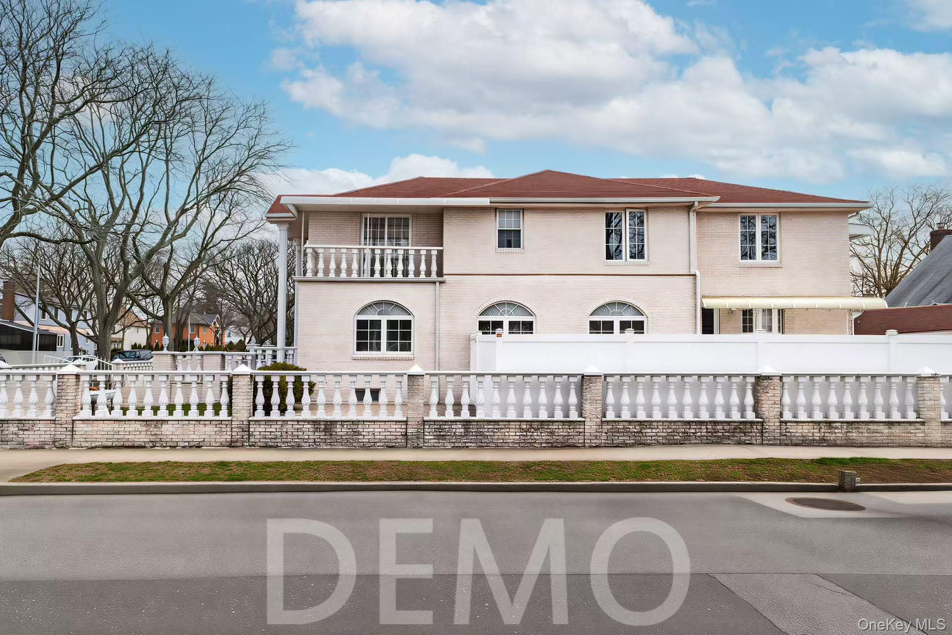 #13 photo, 26504 79th Avenue, Glen Oaks , NY 11004