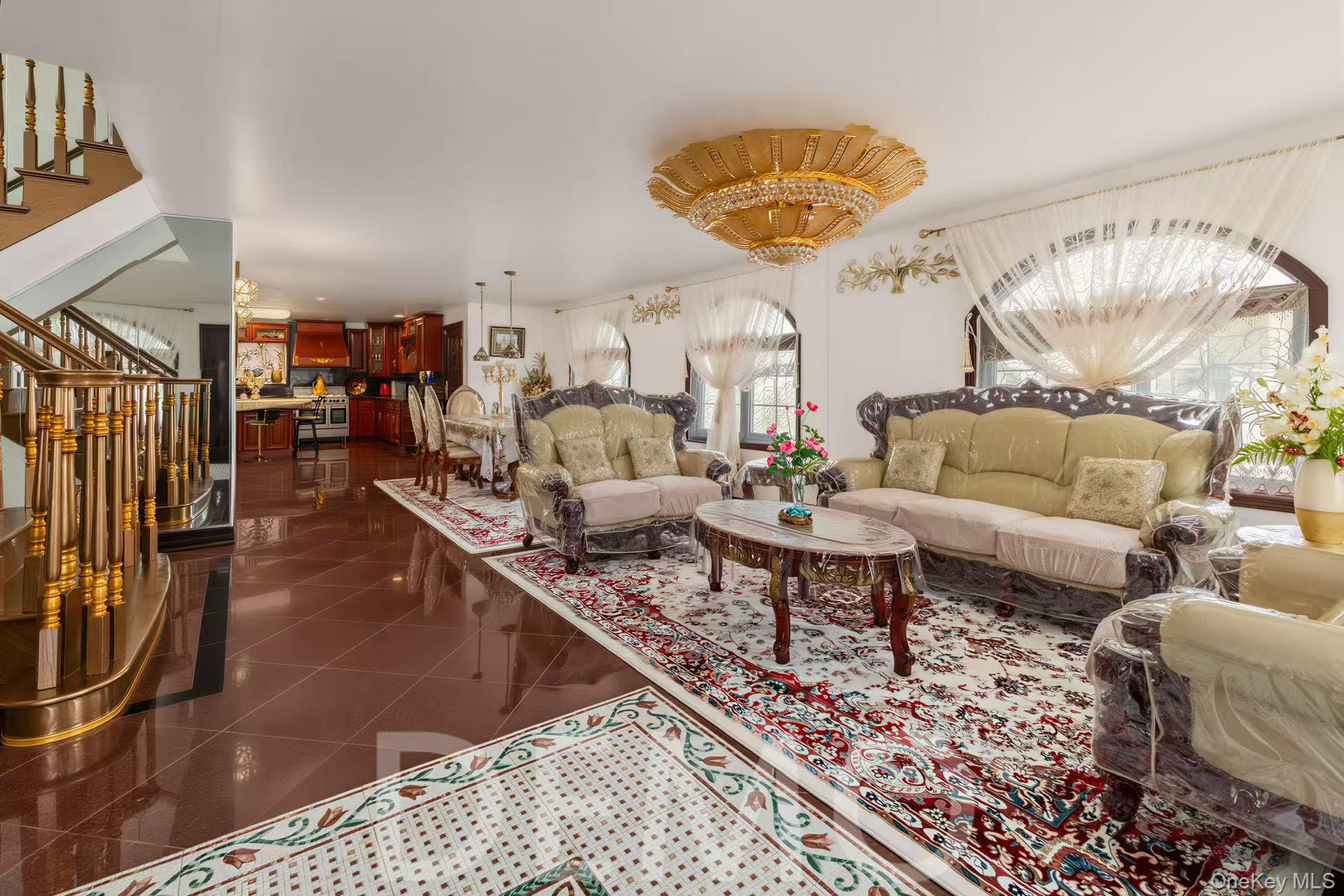 #19 photo, 26504 79th Avenue, Glen Oaks , NY 11004