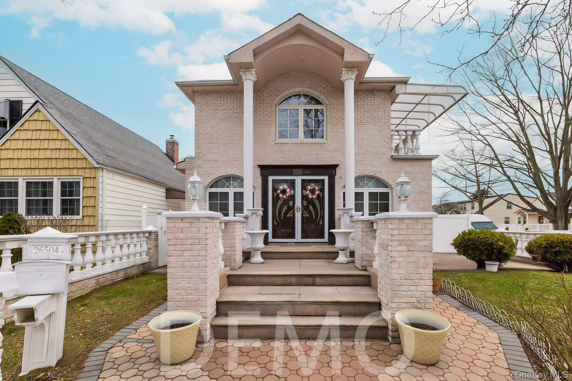 #2 photo, 26504 79th Avenue, Glen Oaks , NY 11004