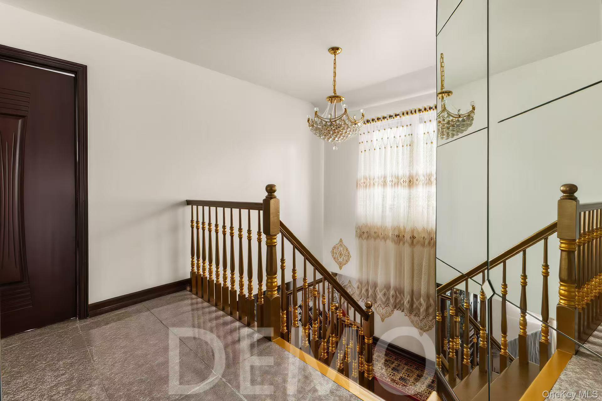 #9 photo, 26504 79th Avenue, Glen Oaks , NY 11004