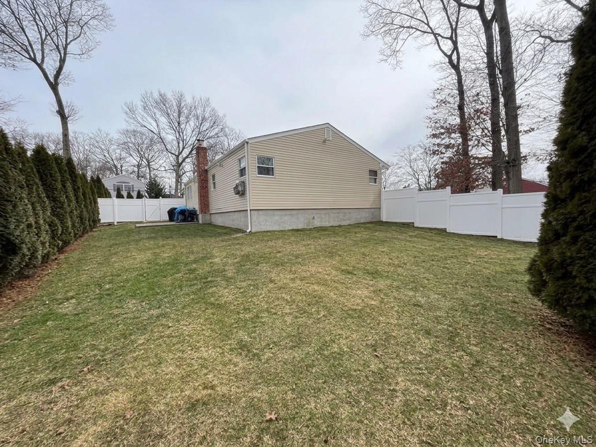 #4 photo, 373 Port Avenue, सफ़ोक काउंटी Ronkonkoma , NY 11779