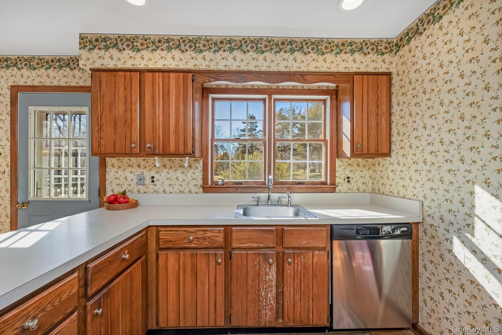 #13 photo, 43 Farm Road, 东长岛 Wading River , NY 11792