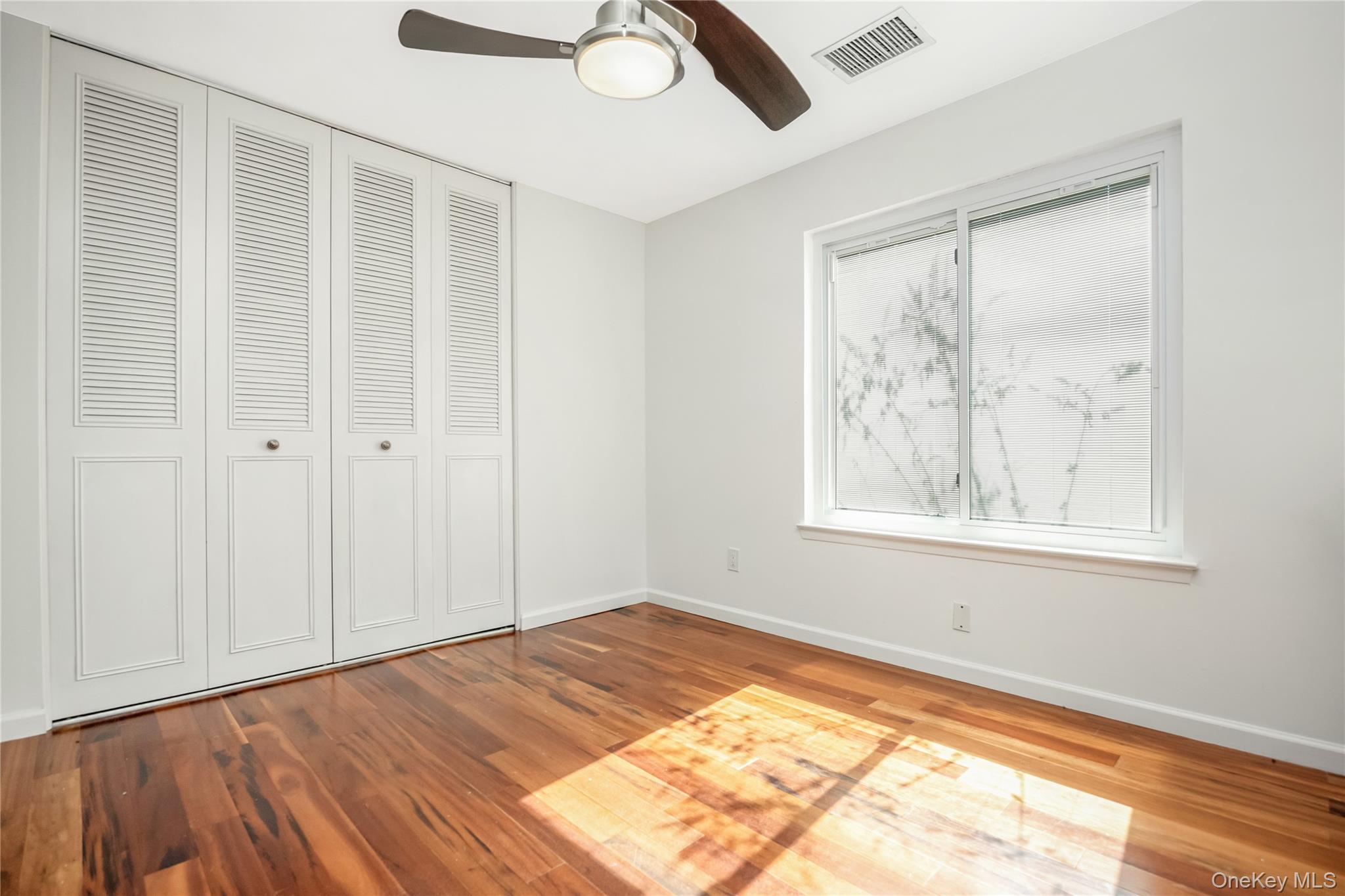 #20 photo, 225 Birchwood Road, Coram , NY 11727