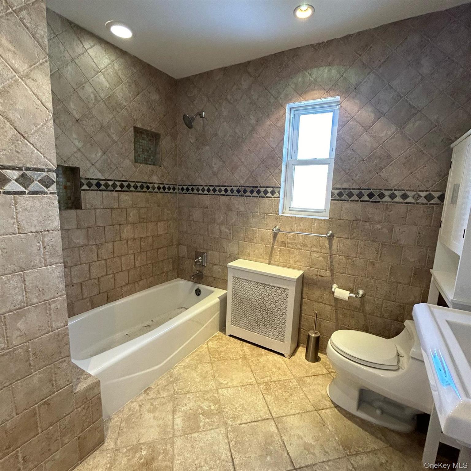 #10 photo, 7312 182nd Street, कुईंस Fresh Meadows , NY 11366