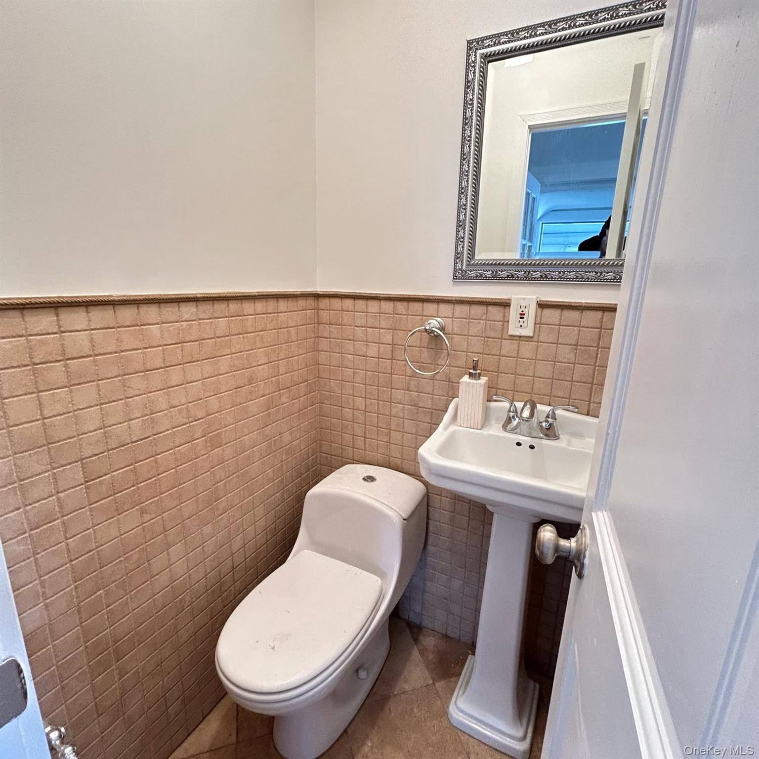 #11 photo, 7312 182nd Street, कुईंस Fresh Meadows , NY 11366