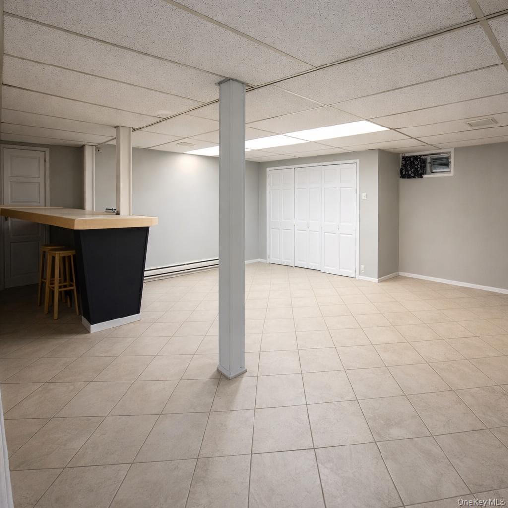 #9 photo, 7312 182nd Street, कुईंस Fresh Meadows , NY 11366