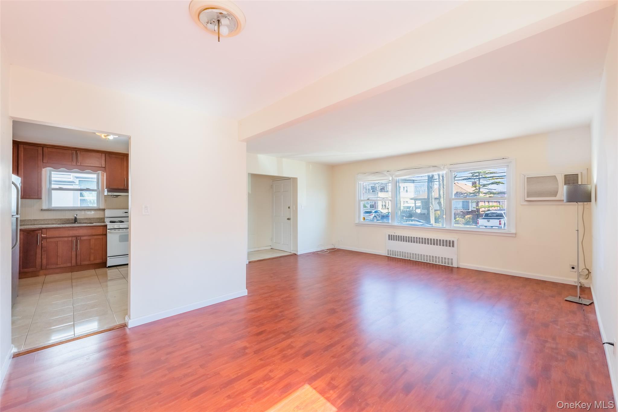 #18 photo, 6124 228th Street, Oakland Gardens , NY 11364