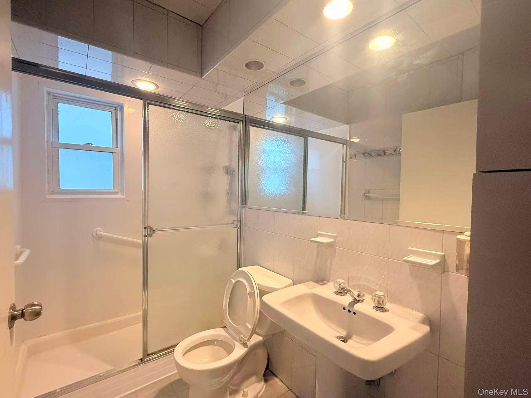 #5 photo, 6124 228th Street, Oakland Gardens , NY 11364