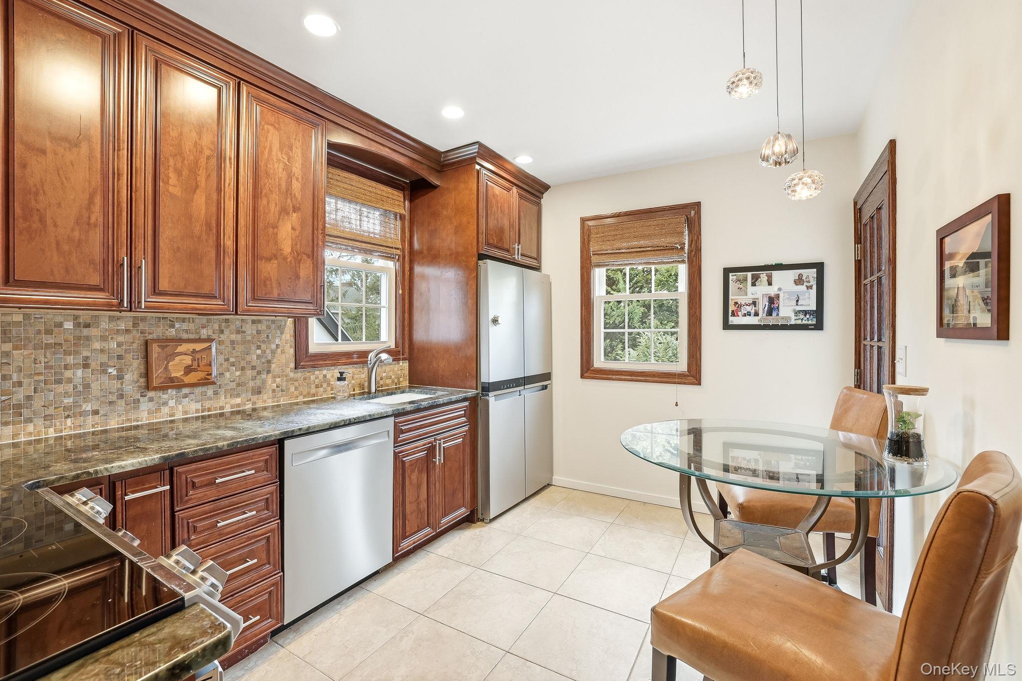 #12 photo, 11 Van Buren Place, White Plains , NY 10603