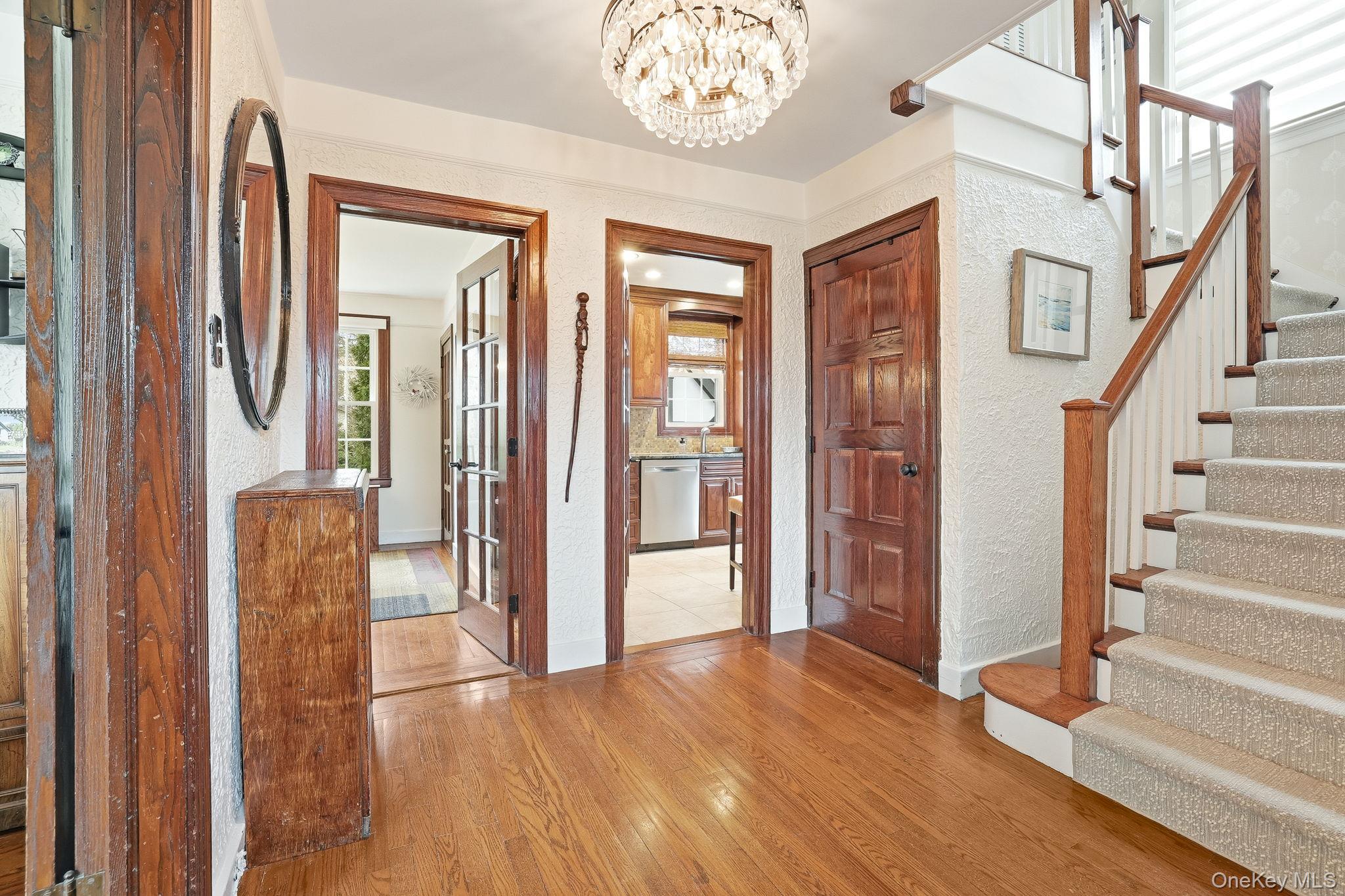 #7 photo, 11 Van Buren Place, White Plains , NY 10603