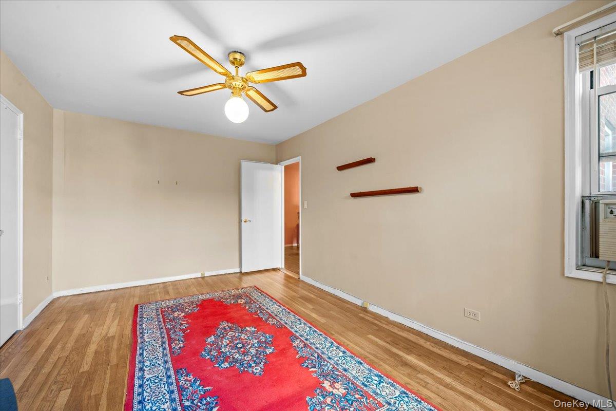 #18 photo, 525 W 236th Street, برونكس Bronx , NY 10463