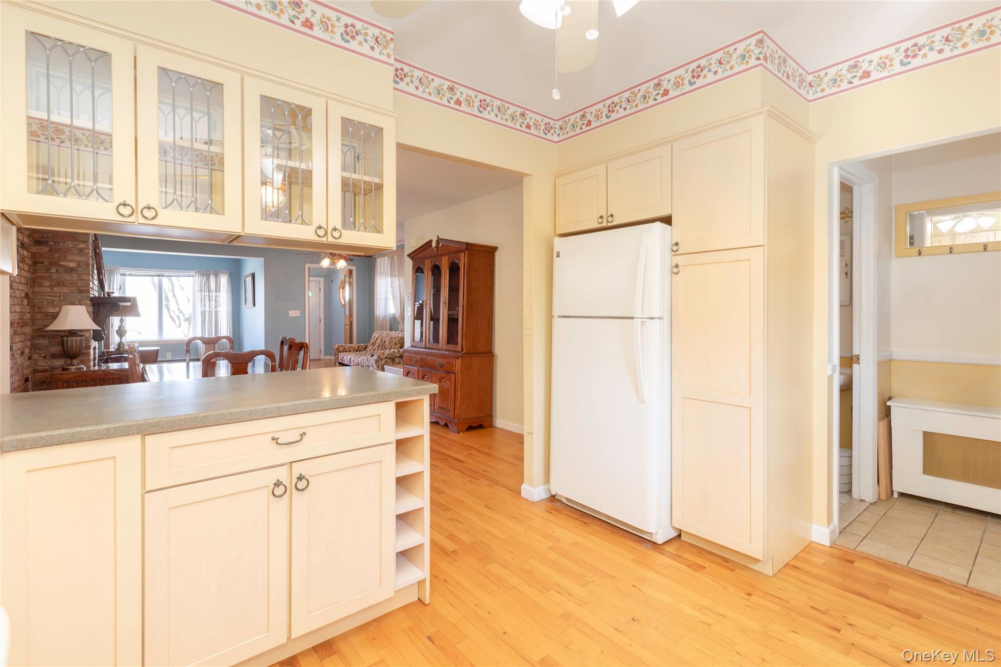 #11 photo, 100 Marine Street, 布朗士 Bronx , NY 10464