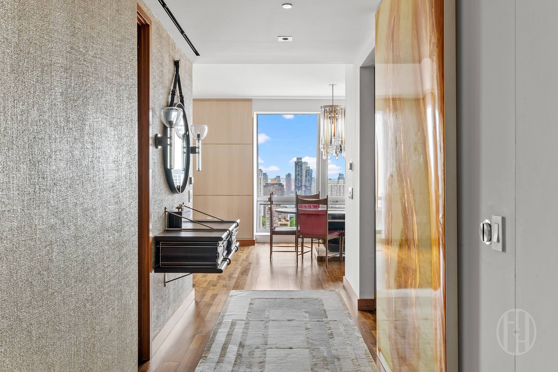 #6 photo, 400 5th Avenue, Midtown , NY 10018