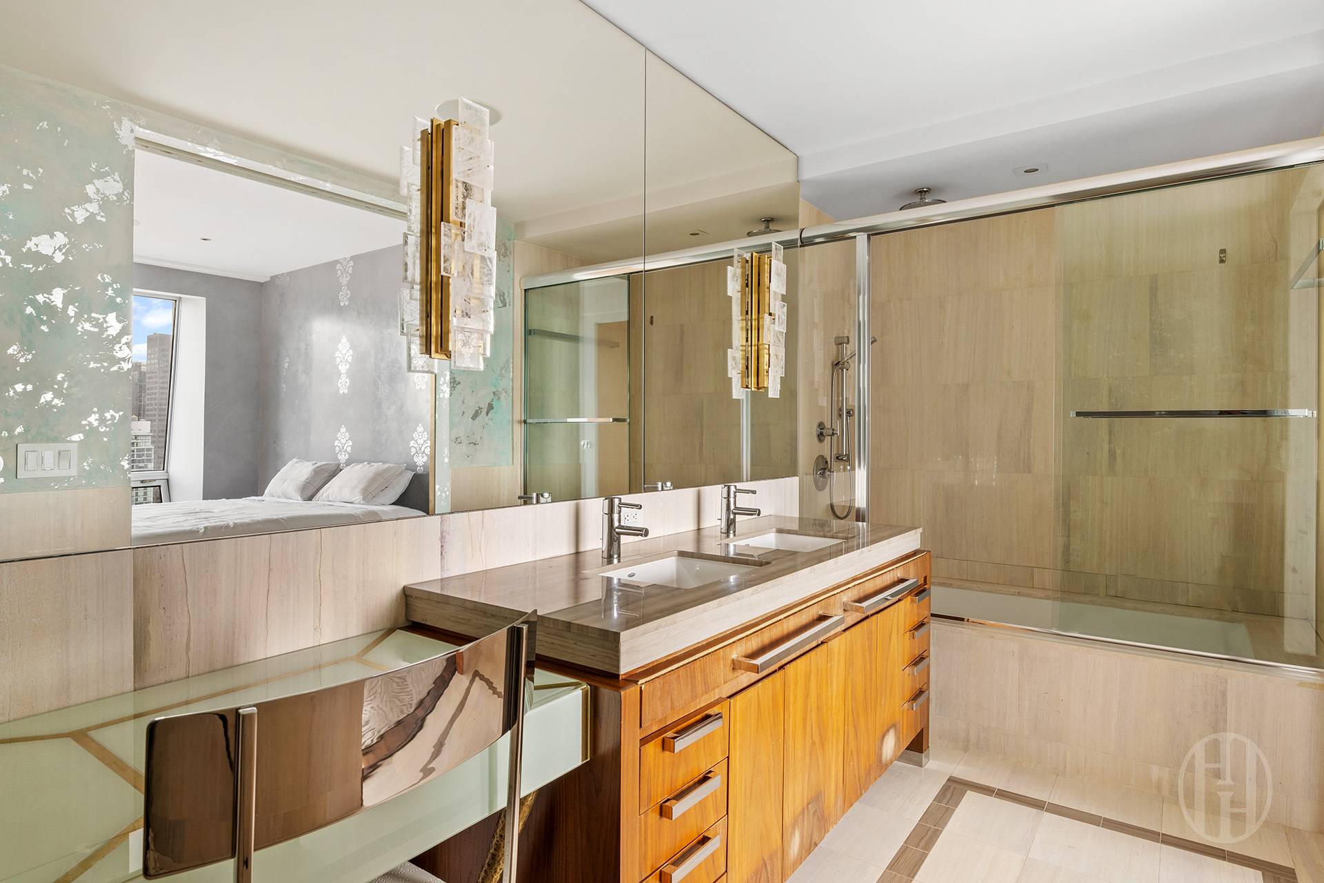 #9 photo, 400 5th Avenue, Midtown , NY 10018