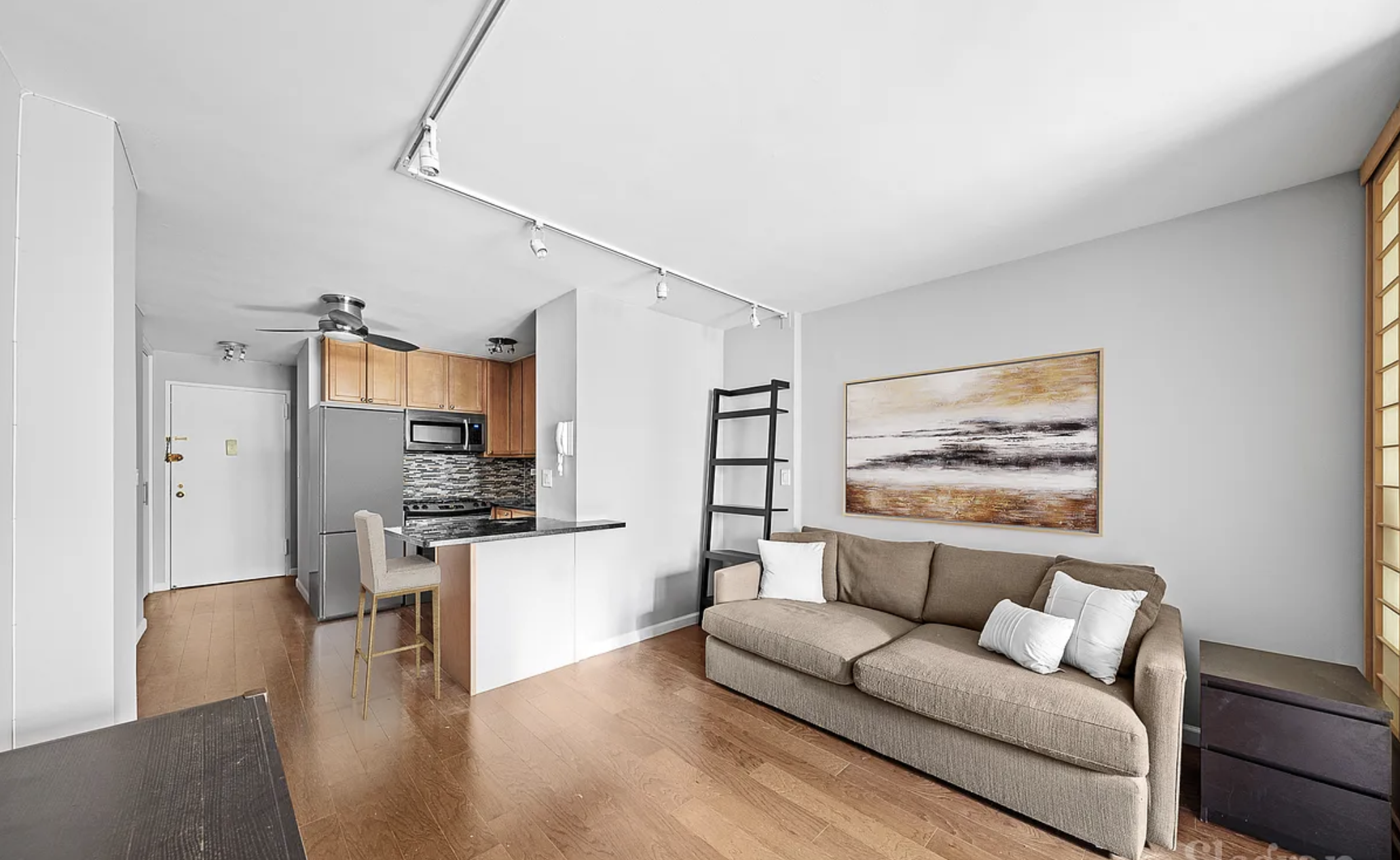 #7 photo, 145 E 15th Street, Манхэттен ‖ Gramercy Park , NY 10003