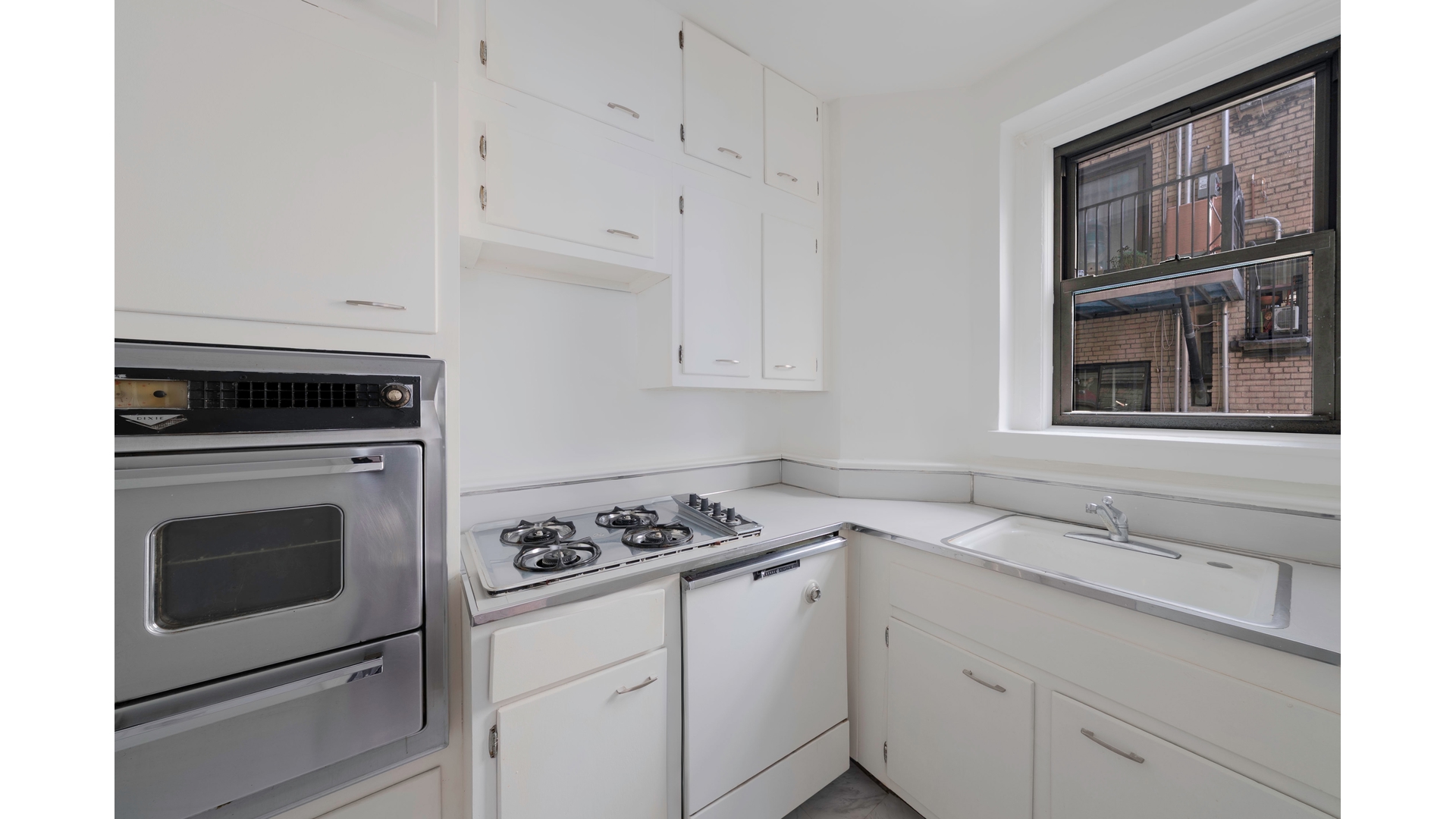 #5 photo, 929 PARK Avenue, मैनहटन Upper East Side , NY 10028