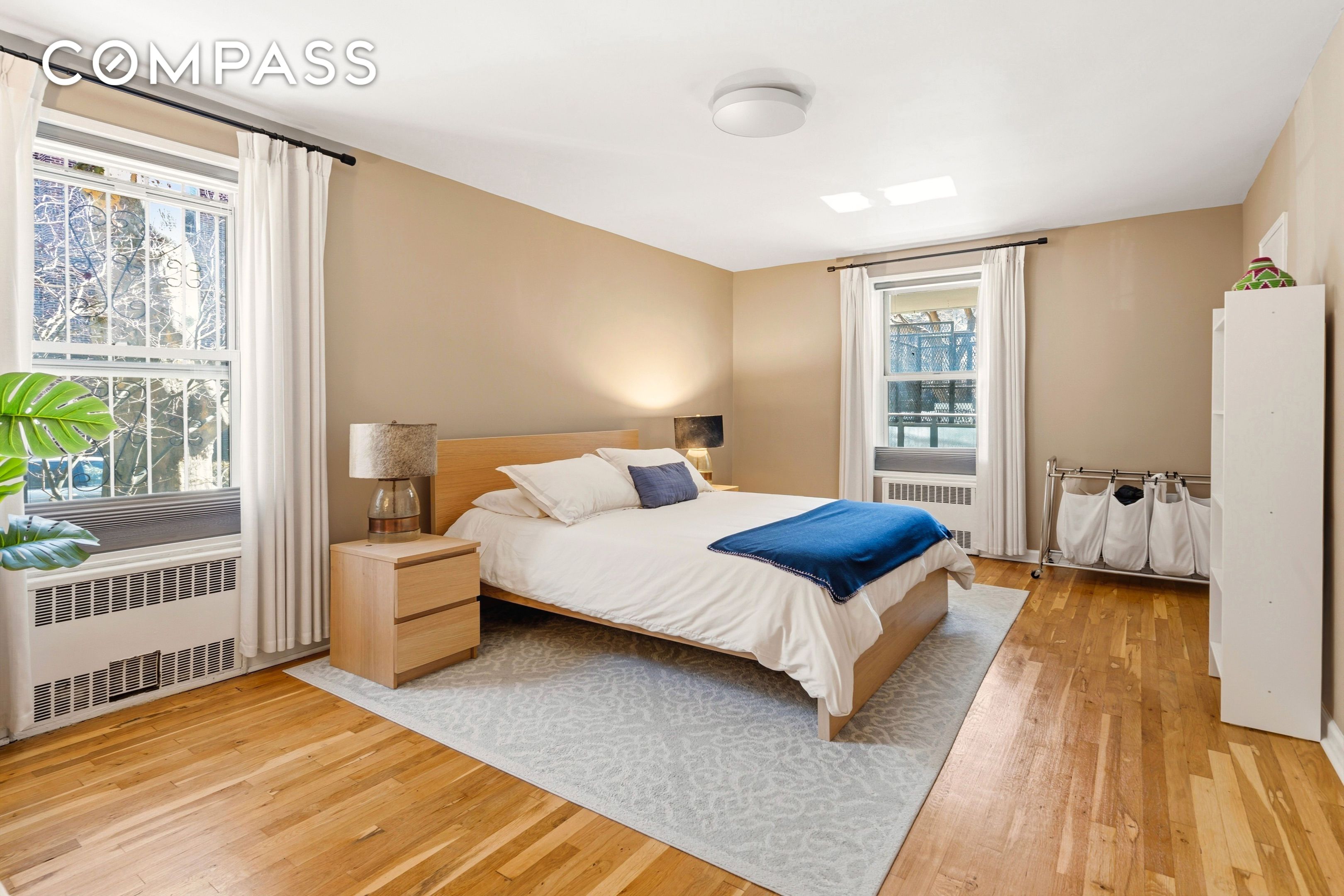 #5 photo, 79-10 34th Avenue, كوينز Jackson Heights , NY 11372
