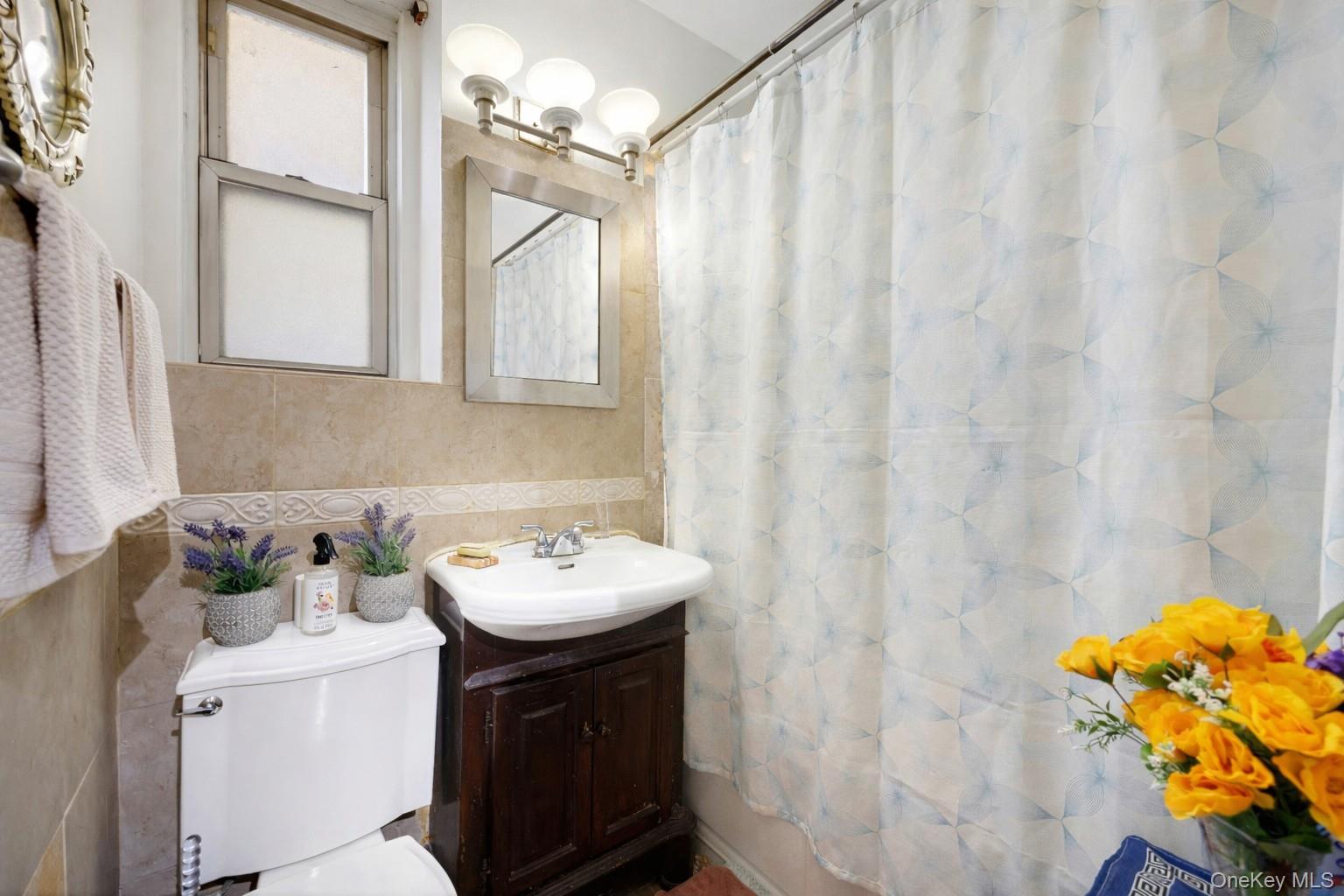 #15 photo, 2166 Bronx Park, Бронкс ‖ Bronx , NY 10462