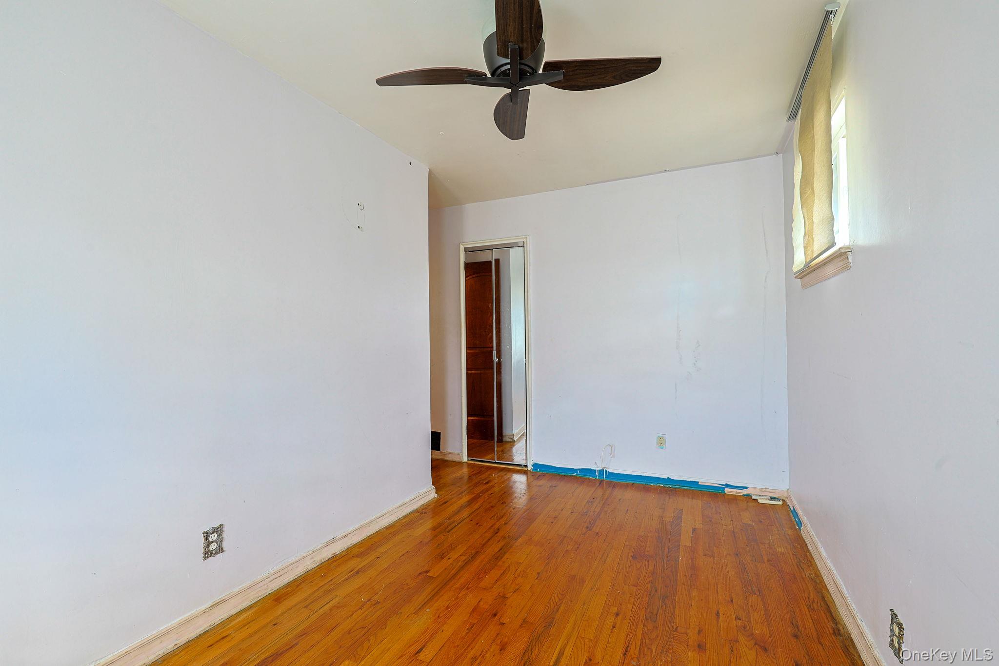 #10 photo, 877 E 223rd Street, Bronx , NY 10466