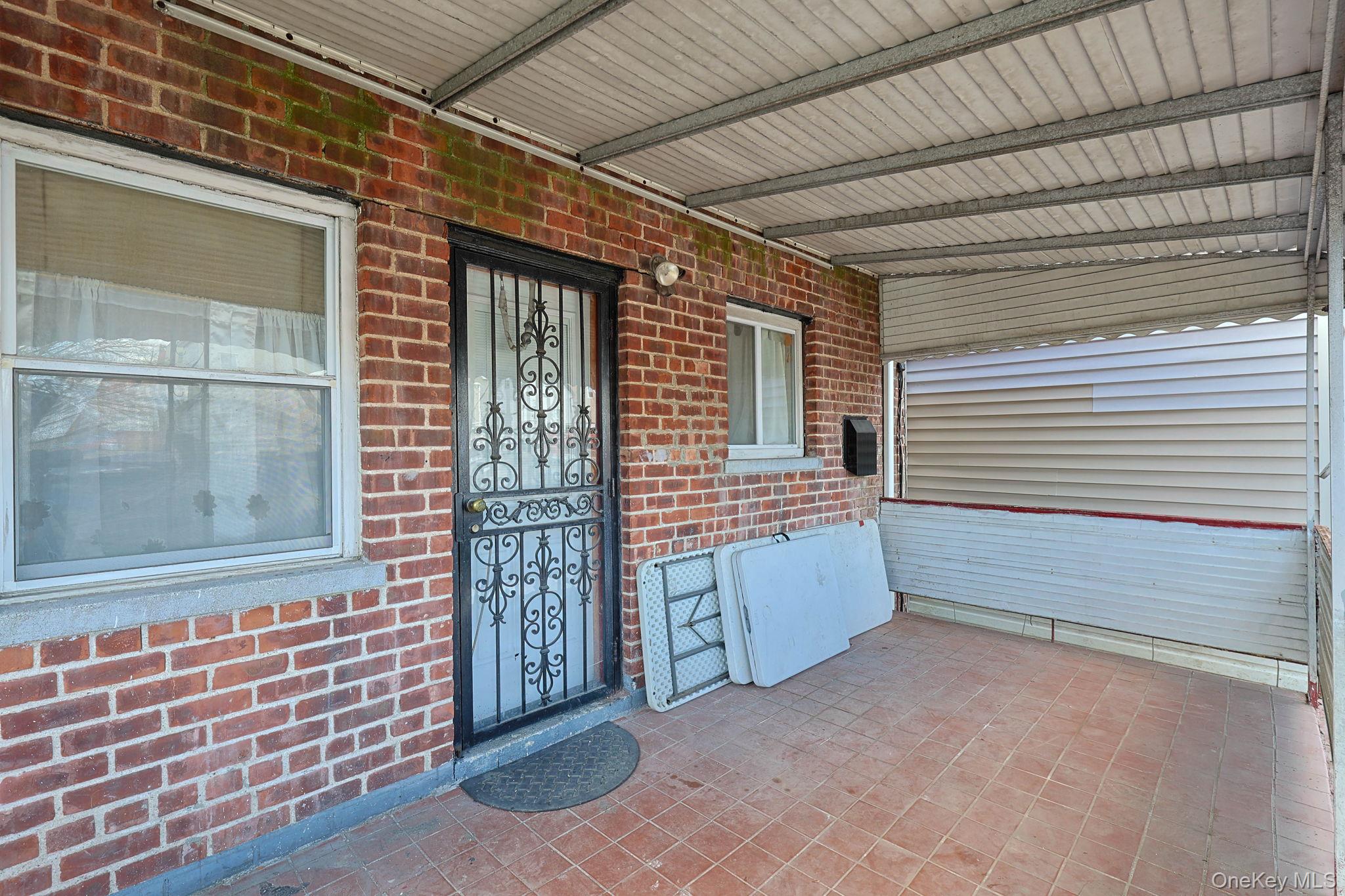 #20 photo, 877 E 223rd Street, Bronx , NY 10466