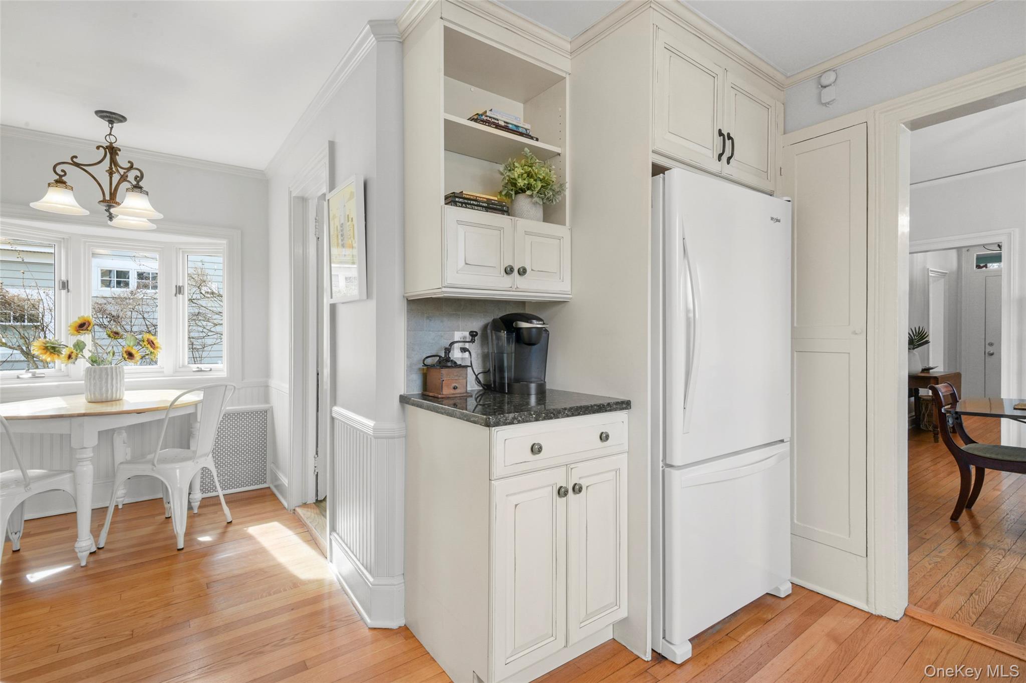 #15 photo, 319 Melbourne Avenue, Mamaroneck , NY 10543