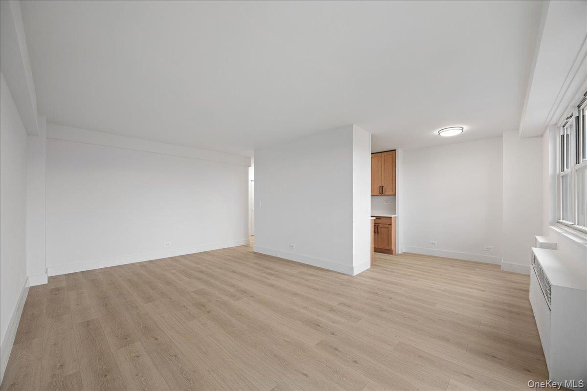 #12 photo, 820 Boynton Avenue, Bronx , NY 10473