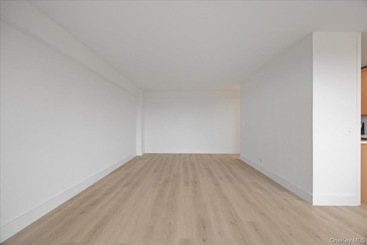 #13 photo, 820 Boynton Avenue, Bronx , NY 10473