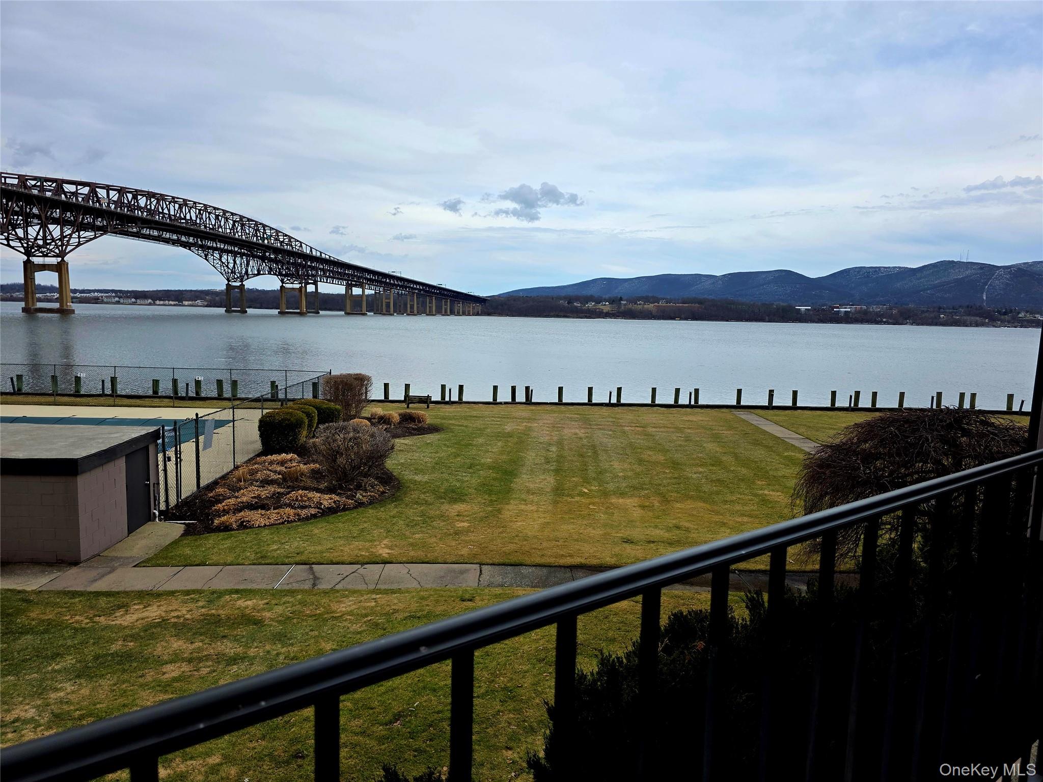 #20 photo, 2 Park Place, 紐約州 Newburgh , NY 12550