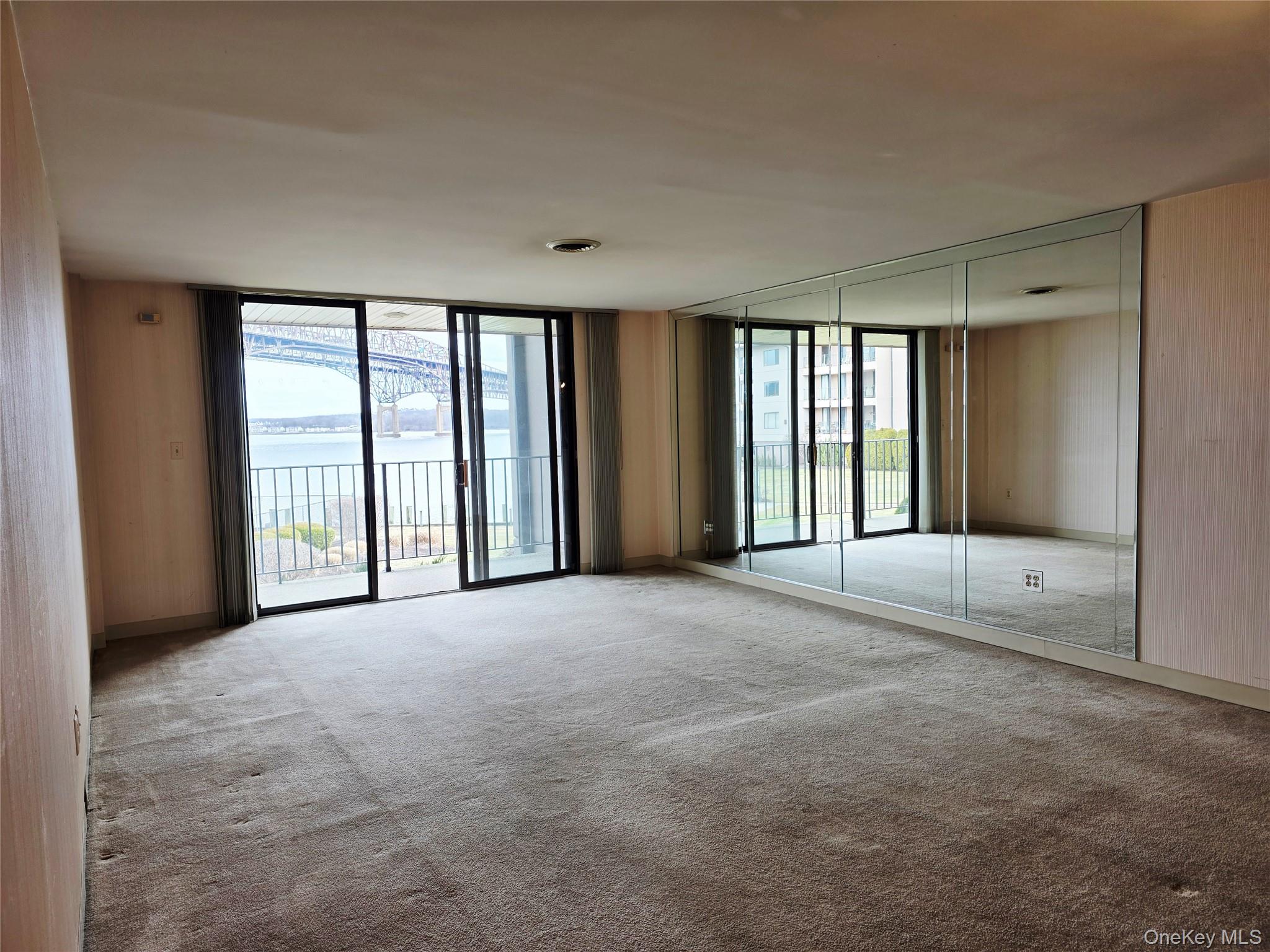 #6 photo, 2 Park Place, 紐約州 Newburgh , NY 12550