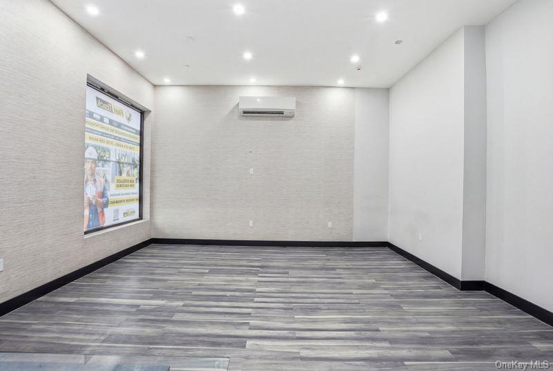 #16 photo, 380 Grove Street, 布鲁克林 Brooklyn , NY 11237