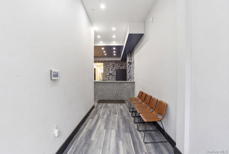 #4 photo, 380 Grove Street, 布鲁克林 Brooklyn , NY 11237