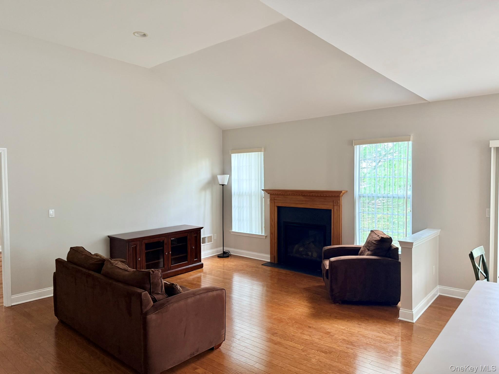 #7 photo, 19 Sunflower Street, 紐約州 Middletown , NY 10940