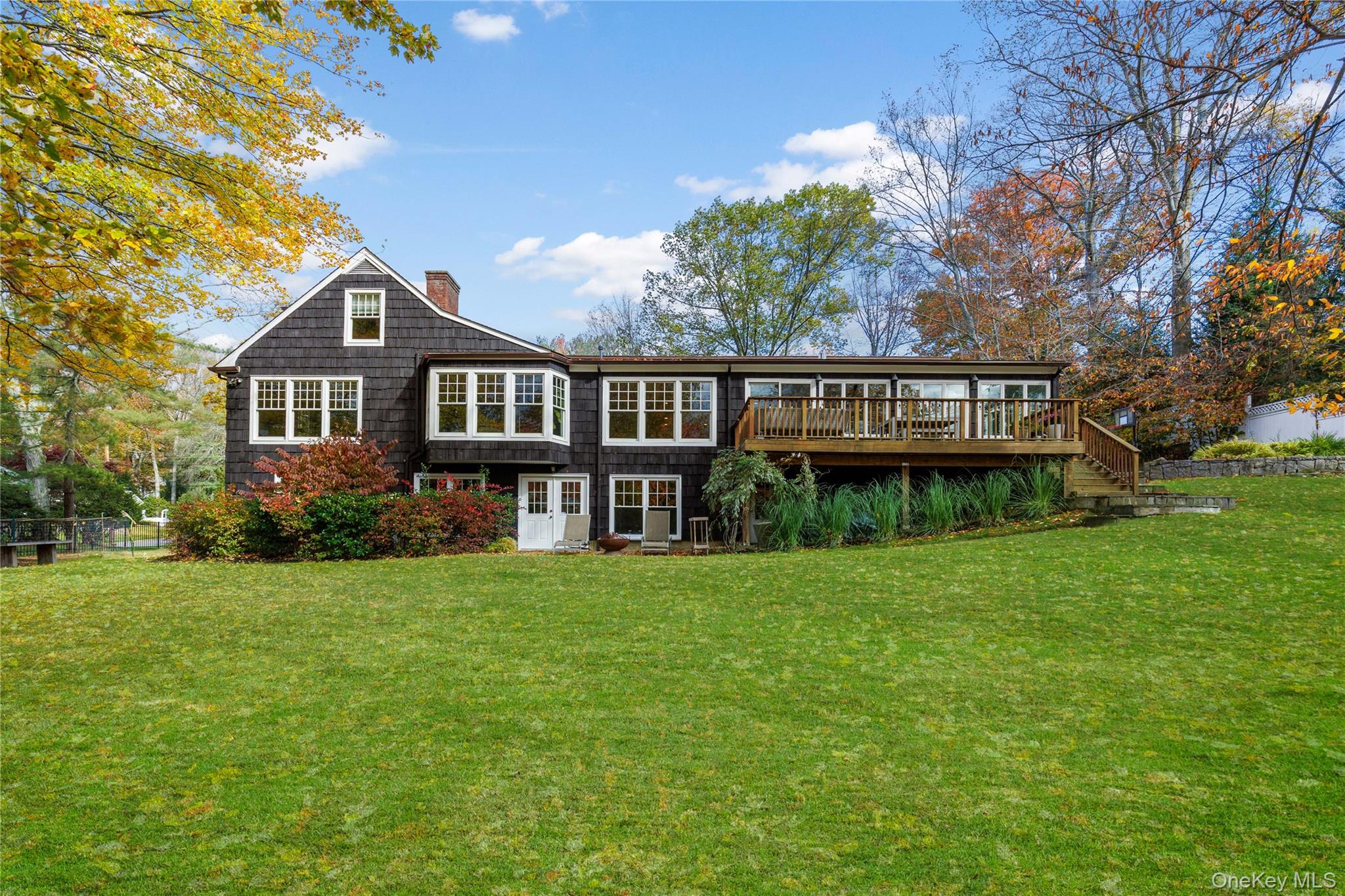 #2 photo, 8 Douglas Circle, Rye , NY 10580