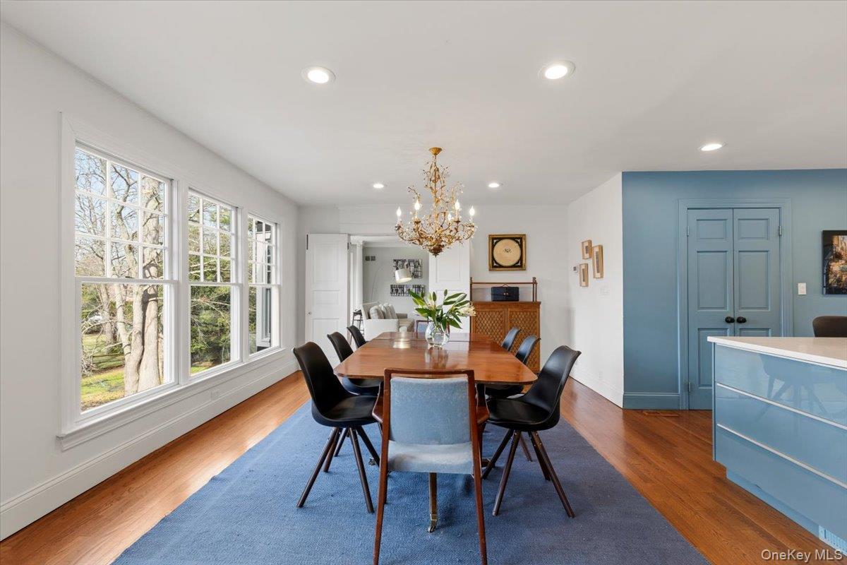 #9 photo, 8 Douglas Circle, Rye , NY 10580