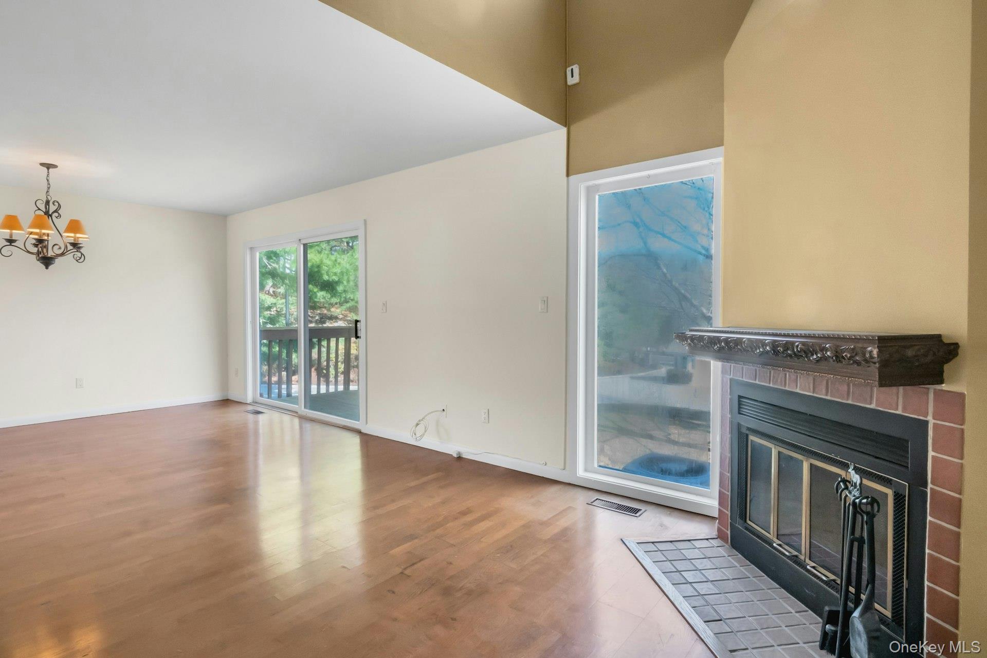 #15 photo, 1 Spring Pond Drive, Ossining , NY 10562